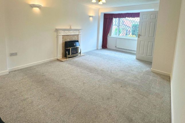 Detached house to rent in Barley Close, Glenfield, Leicester