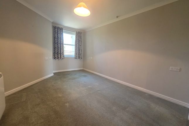 41 Moravia Court, Market Street, Forres photo 5