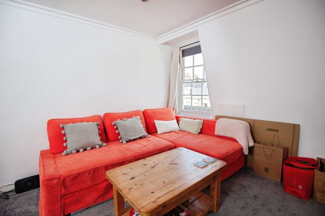 Flat 4, 14, Edward Street, Bath photo 3