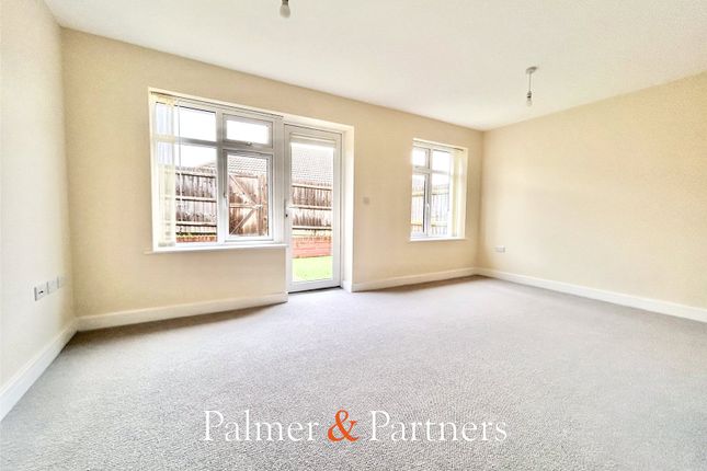 9 Ernest Luff Court,, Luff Way, Essex photo 3