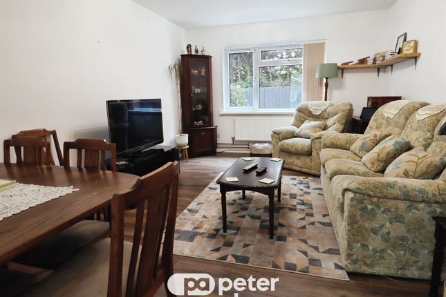 Flat 2, Sutherland Mansions, Park Lane, Cardiff photo 4
