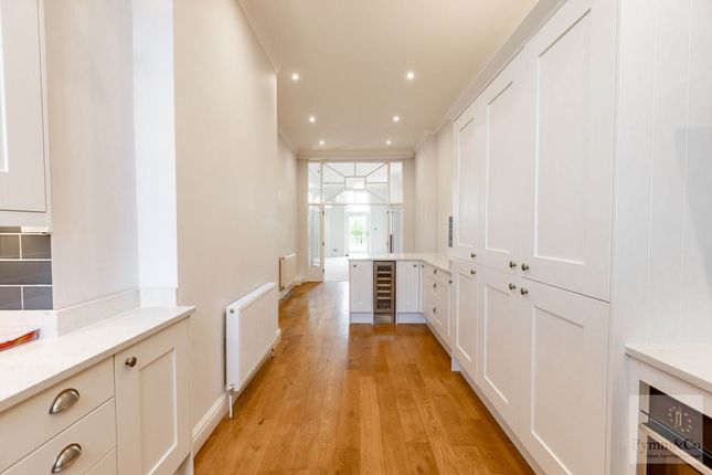 2, West Wing, Norwich photo 4
