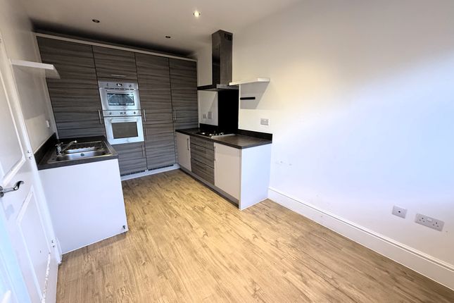 34, Homington Avenue, Swindon photo 4