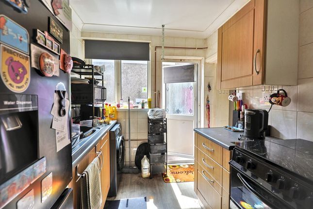 72, Tydraw Street, Port Talbot photo 4