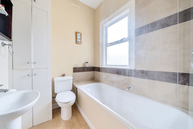 Flat for sale in Junction Road, Tufnell Park