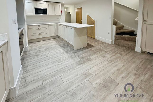 46A,, Worcester Street, West Midlands photo 3