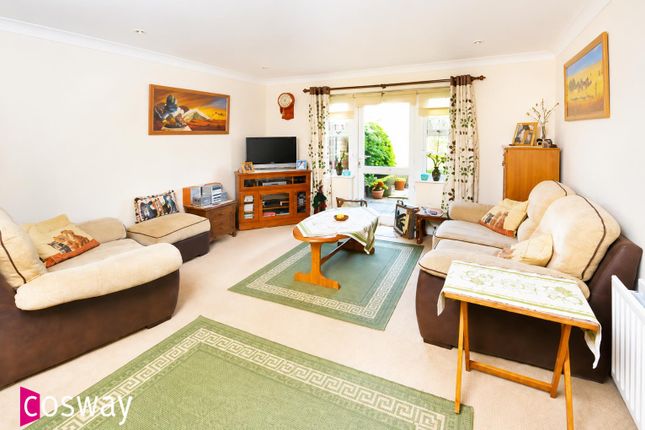 3, Colenso Drive, Mill Hill, NW7, London photo 2