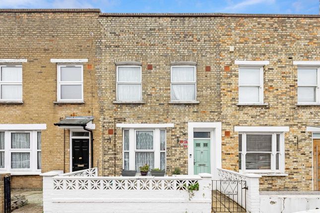 Property for sale in Playford Road, London