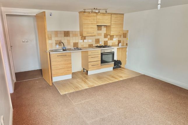 4 Bishops Place, Church Street, Highbridge photo 3