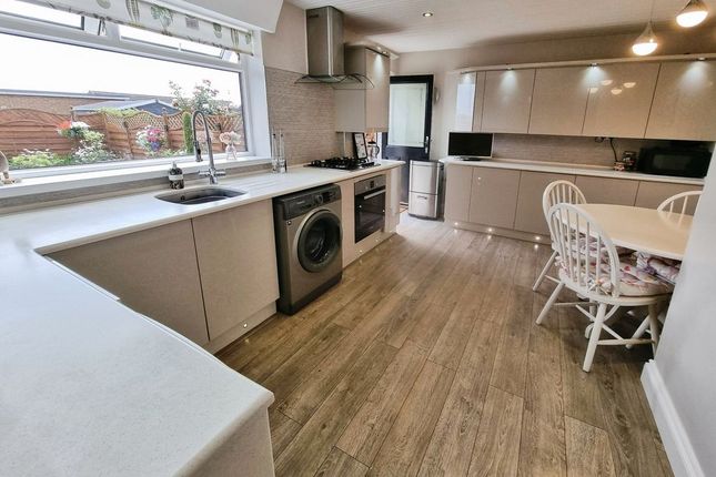 27, Neptune Road, Newcastle Upon Tyne photo 3