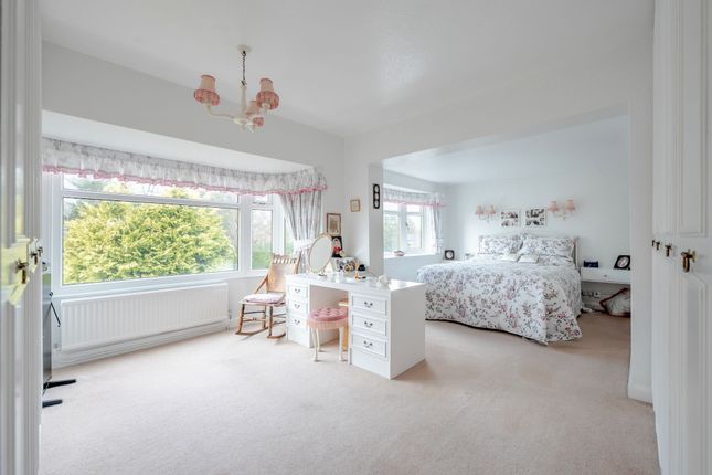 Kerrisdale Harewood Road, Wetherby photo 4