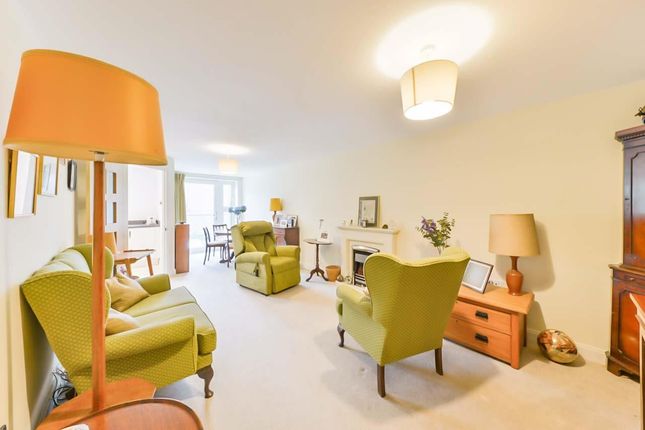 Flat for sale in Eleanor House, 232 London Road, St Albans, Hertfordshire