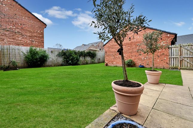 44, Gaskin Close, York photo 2