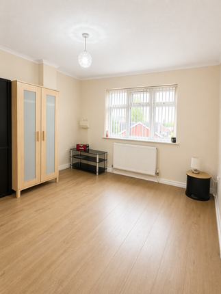 Flat 4, 776 Melton Road, Thurmaston, Leicester photo 4