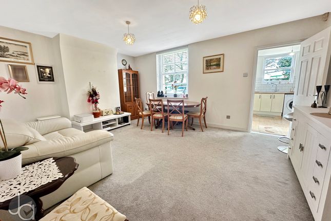 Flat 4, Station Road, Colchester photo 3