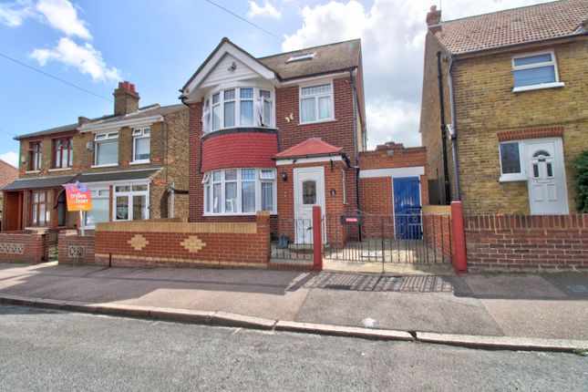 Thumbnail Detached house for sale in Queens Avenue, Ramsgate