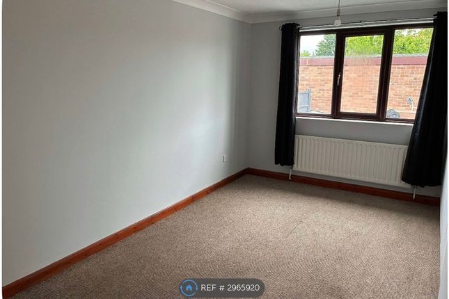 Villa Close, Branston, Lincoln photo 5