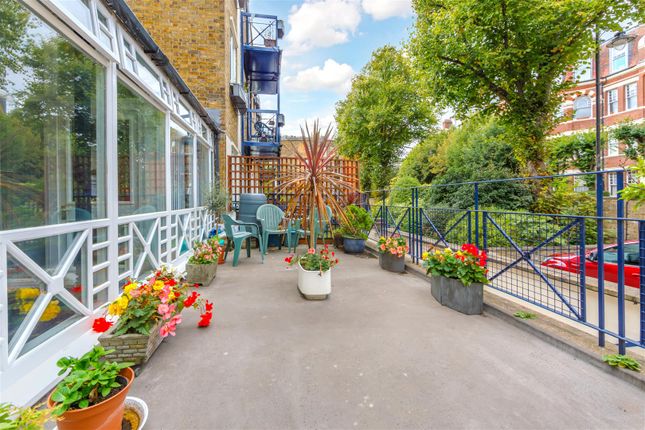5 Fitzwarren House, 12B, Hornsey Lane, Highgate photo 2