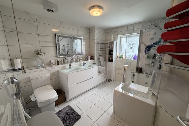 7, Redshank Road, WALSALL photo 5