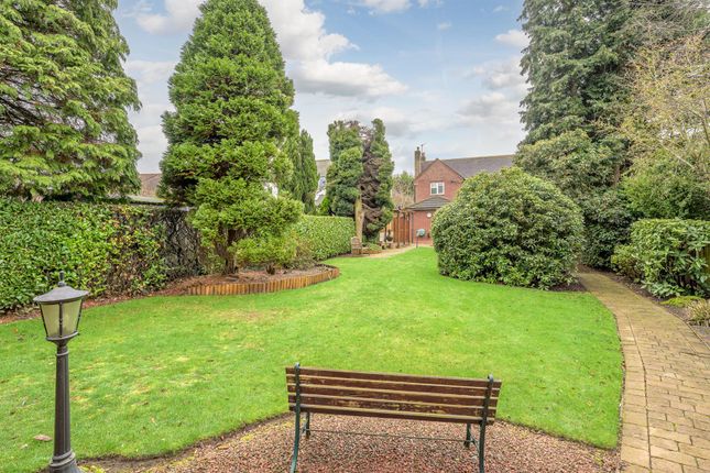3, Pedmore Hall Lane, Stourbridge photo 2