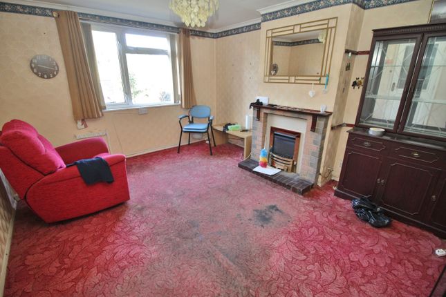 Stroudwood Road, Havant photo 2