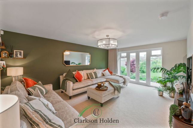 3 Burstock Drive, Preston photo 2