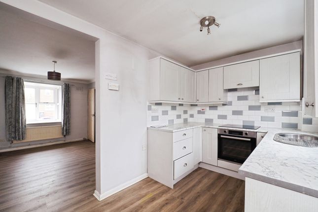 93, Brendon Grove, Nottingham photo 2