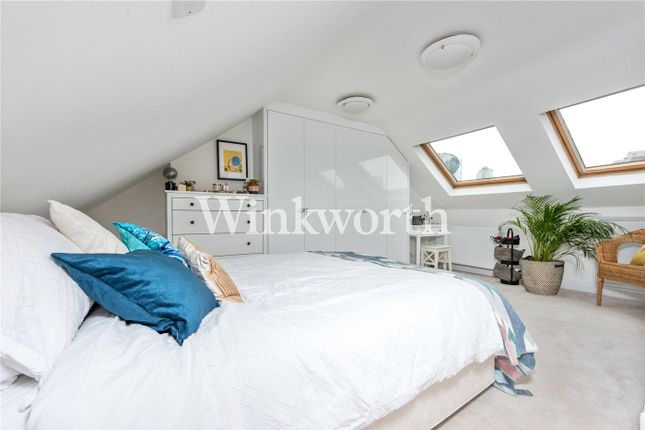 Flat for sale in Hermitage Road, London