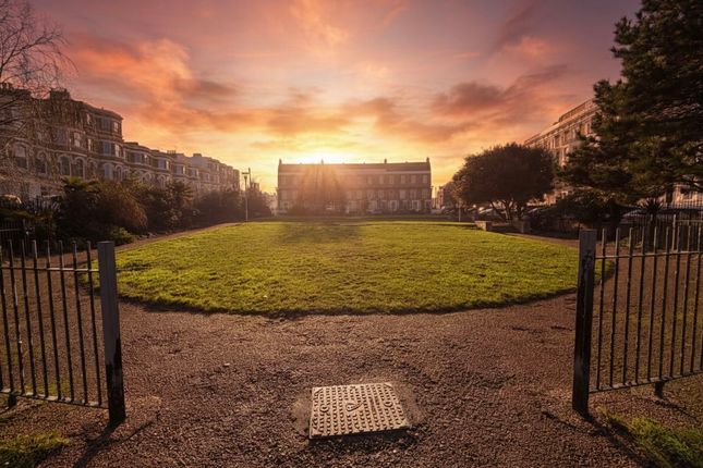 35,Flat 1, Dalby Square, Margate photo 2