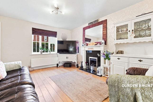 55 The Gables, Ongar photo 3