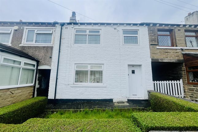 Thumbnail Terraced house for sale in Brow Road, Paddock, Huddersfield