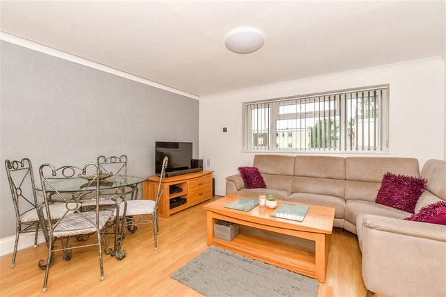 Flat for sale in Hamble Road, Tonbridge, Kent