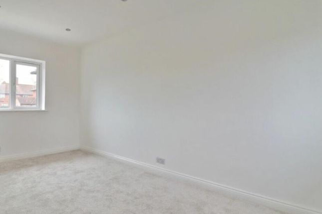 13, Arklow Close, Nottingham photo 2