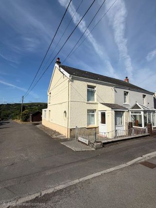 3-bed house on 20, Leyshon Road, Ammanford, £75,000