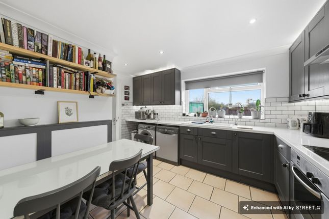 14 Drings Close, Cambridge photo 3