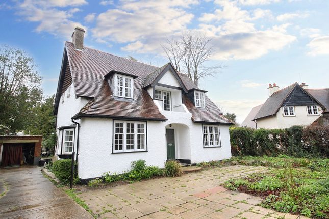 Thumbnail Detached house for sale in Eastholm Green, Letchworth Garden City