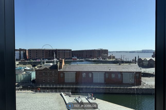 Mann Island, Liverpool photo 2