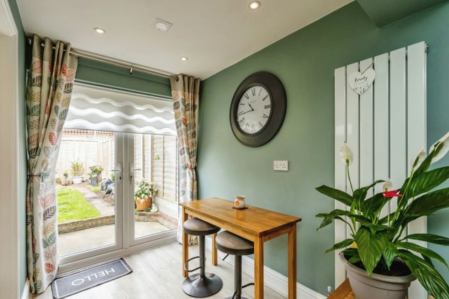 Flat for sale in Kingsway, Chichester, West Sussex