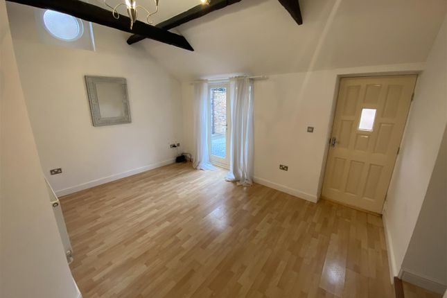 17b, Bridgegate, East Yorkshire photo 4