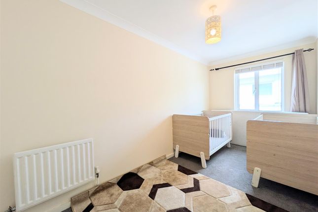 Flat 17, 112, The Avenue, Wembley photo 3