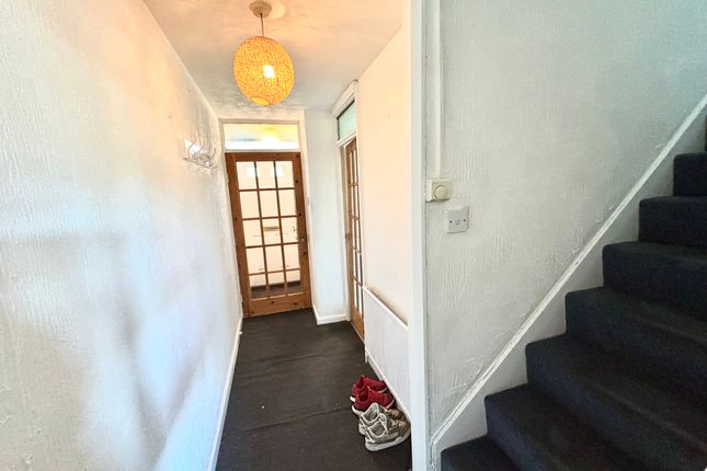 23, Sheffield photo 5