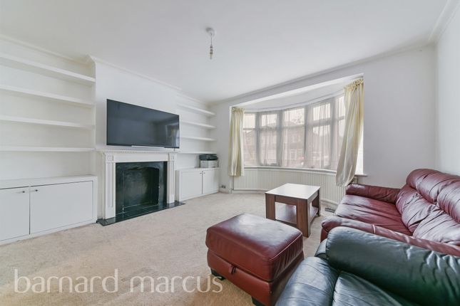 Property to rent in Demesne Road, Wallington
