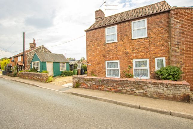 3-bed house on 5 Hunstanton Road, Dersingham, Norfolk, £230,000