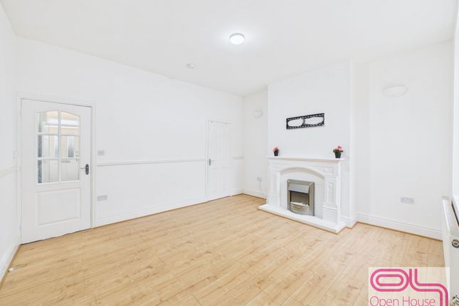 36 Emma Street, Accrington photo 4