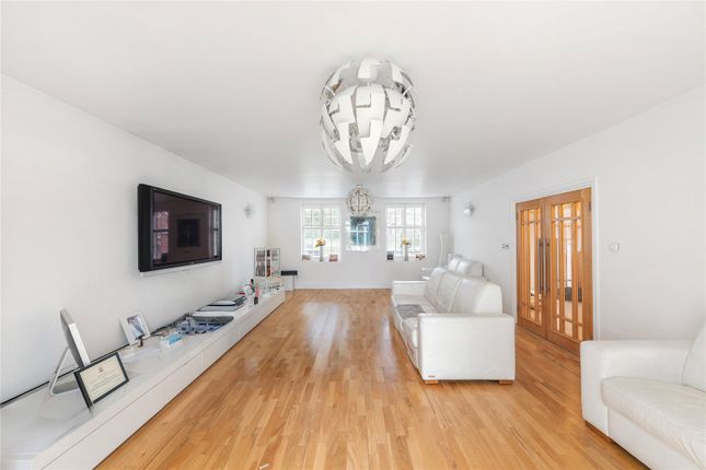 51, Lawrie Park Avenue, London photo 4