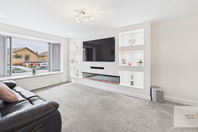 17, Avon Drive, Bury photo 4