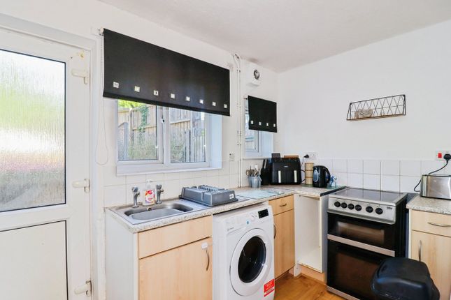 24, Throckmorton Road, Bungay photo 4