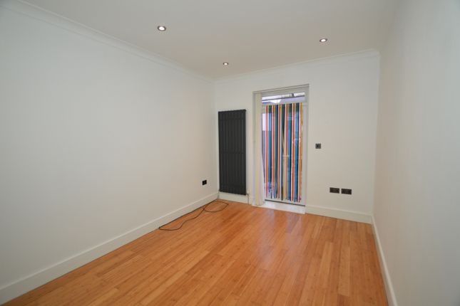 Terraced house to rent in Rutland Road, London