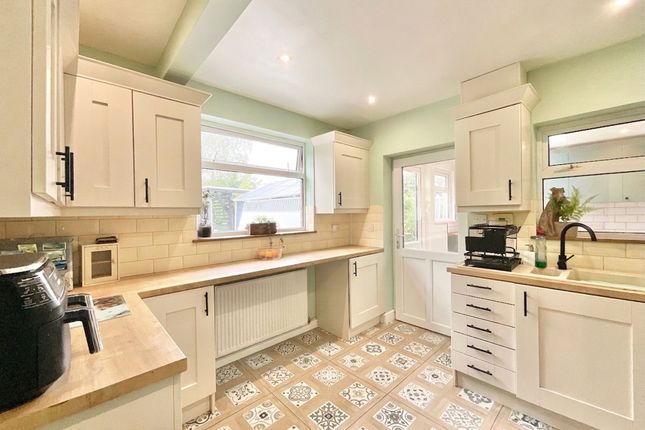 32 Milton Drive, Crewe photo 2
