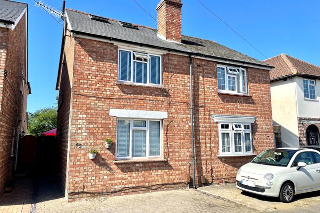 3 bedroom end of terrace house for sale in Park Road, Egham, Surrey, TW20